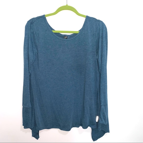 RBX Tops - ‼️🌷FREE🌷‼️RBX Women’s Long Sleeve Top